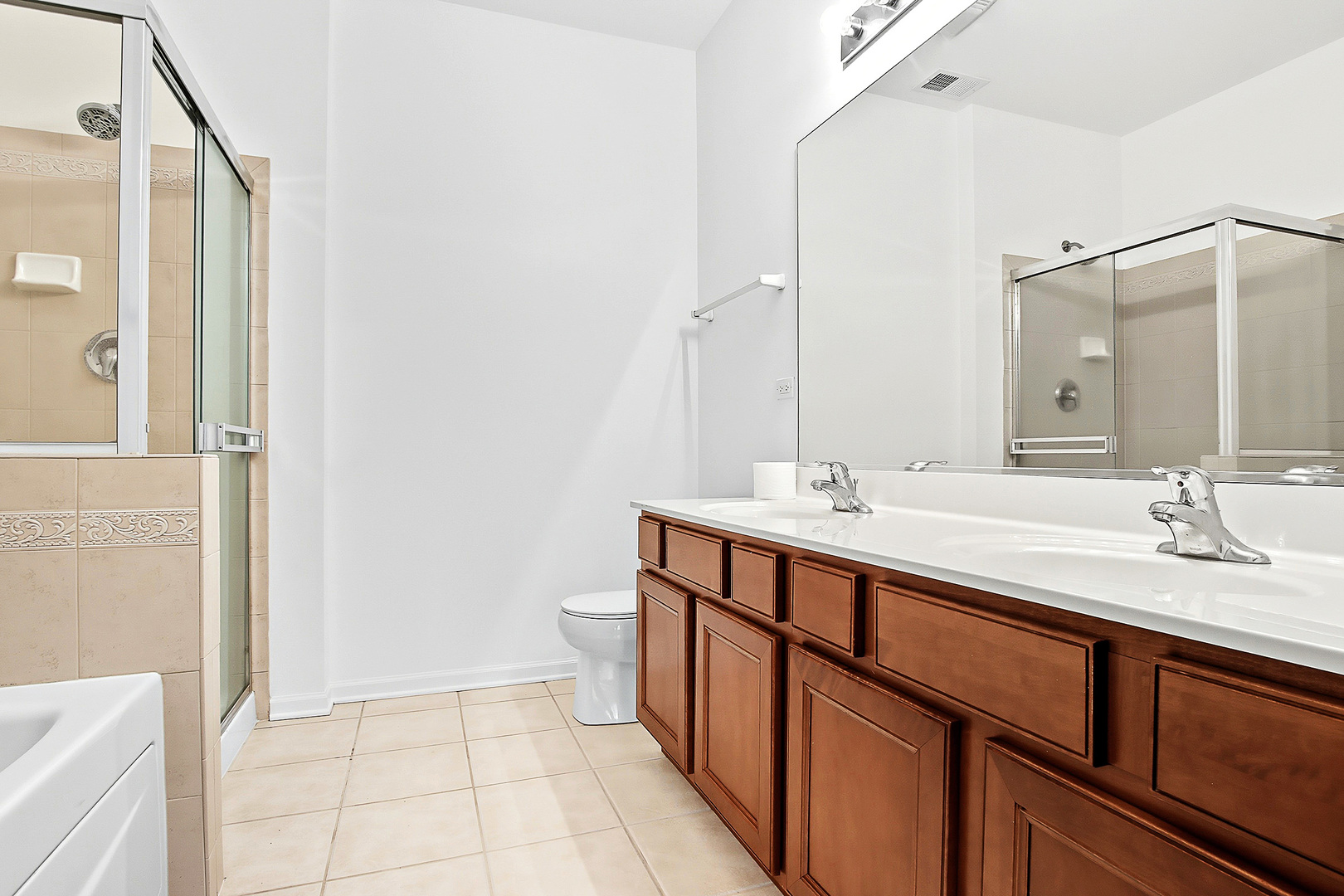 4221 Savoy Lane #28C721, McHenry, IL 60050