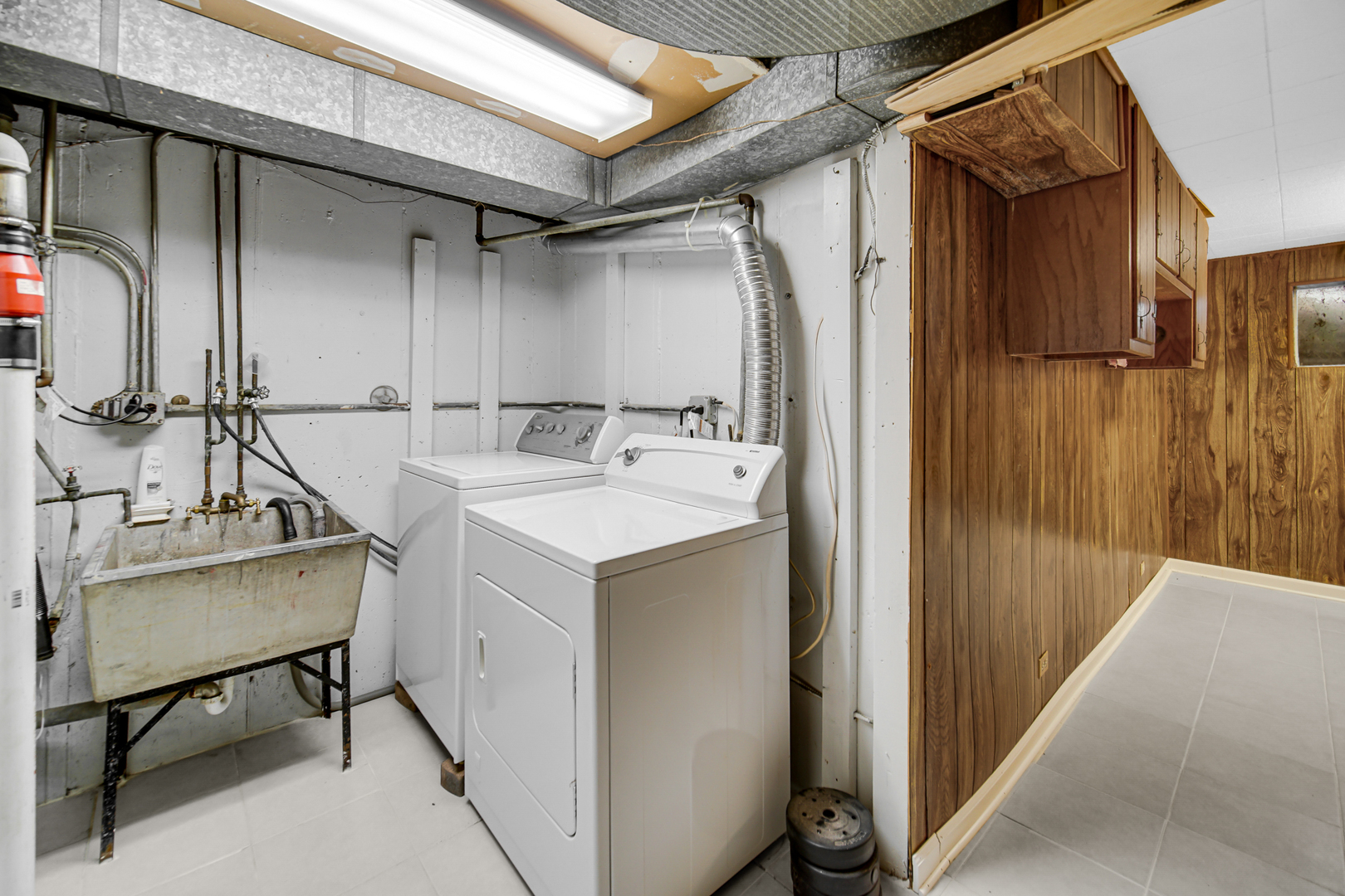 9454 Meadow Lane, Des Plaines, IL 60016