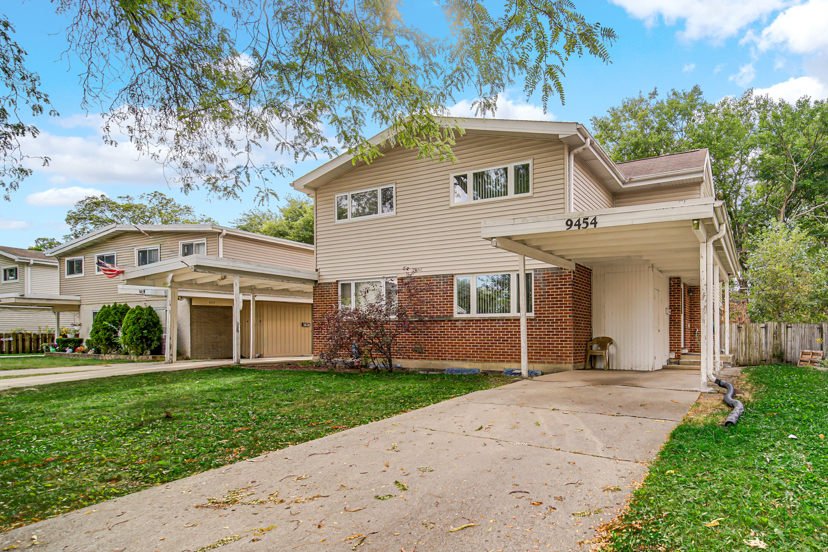 9454 Meadow Lane, Des Plaines, IL 60016