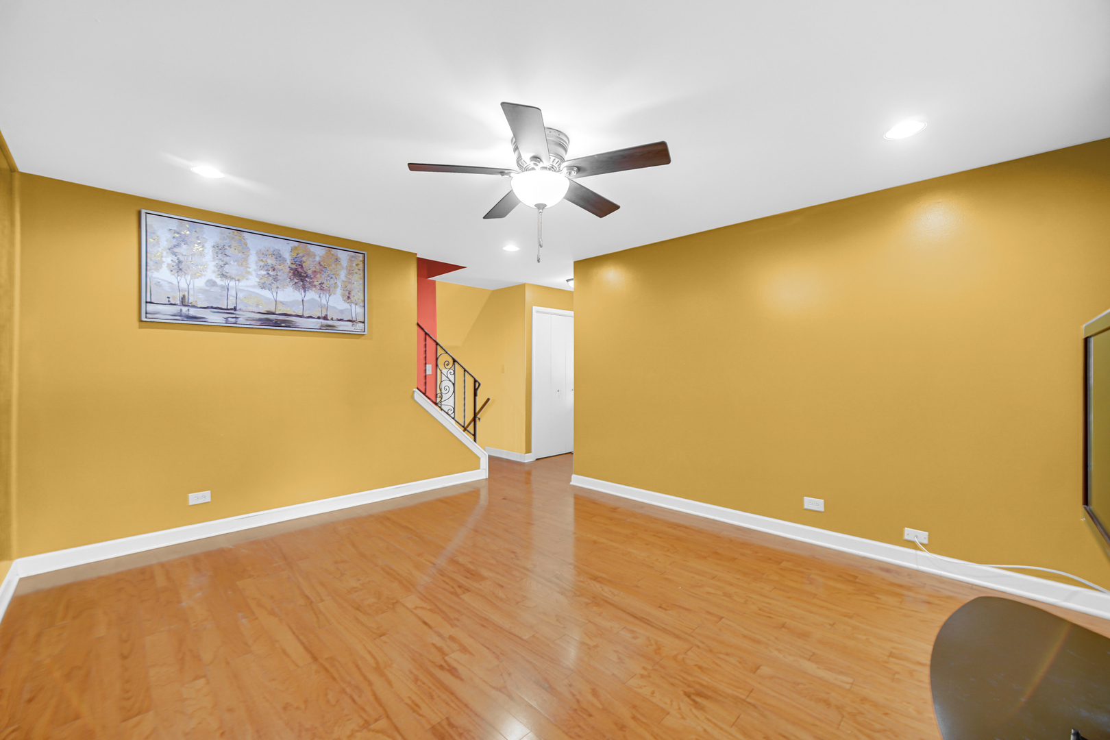 9454 Meadow Lane, Des Plaines, IL 60016