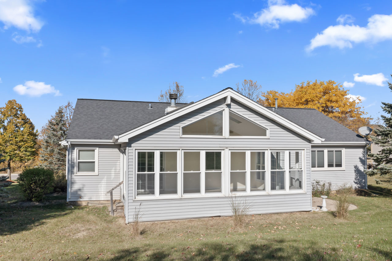 143 Winddance Drive, Lake Villa, IL 60046