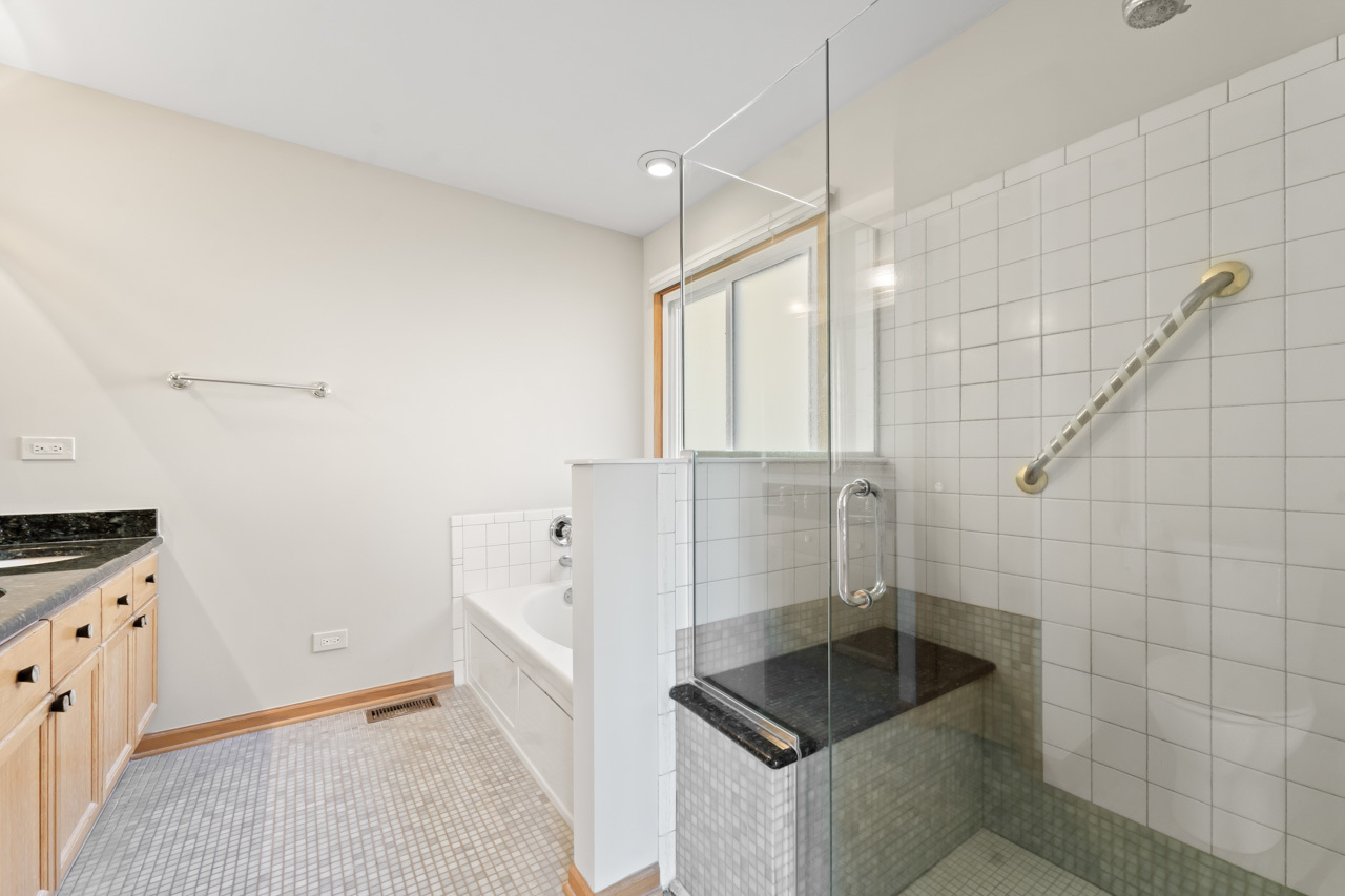 143 Winddance Drive, Lake Villa, IL 60046