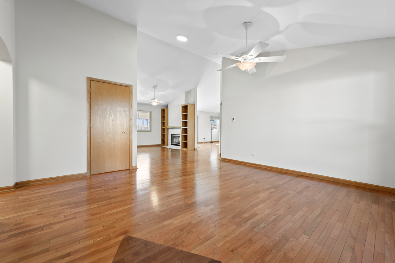 143 Winddance Drive, Lake Villa, IL 60046