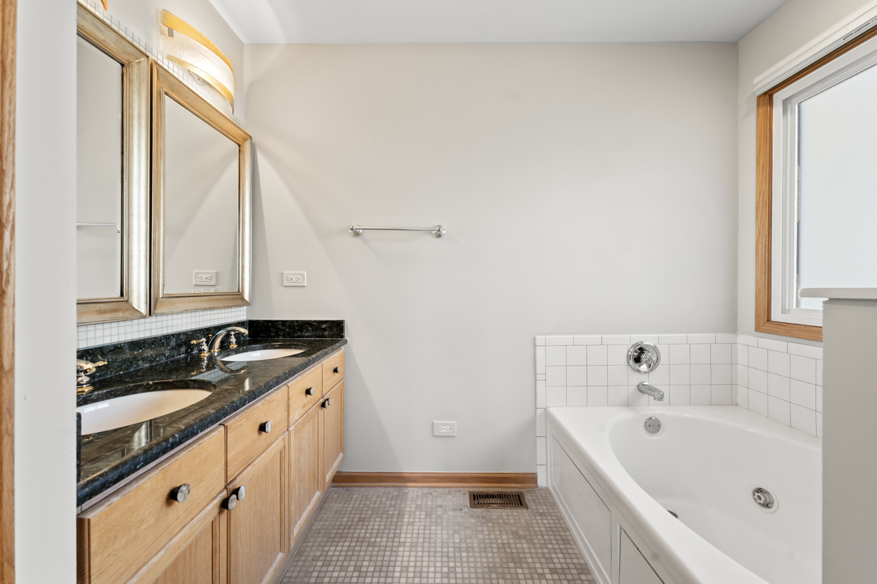 143 Winddance Drive, Lake Villa, IL 60046