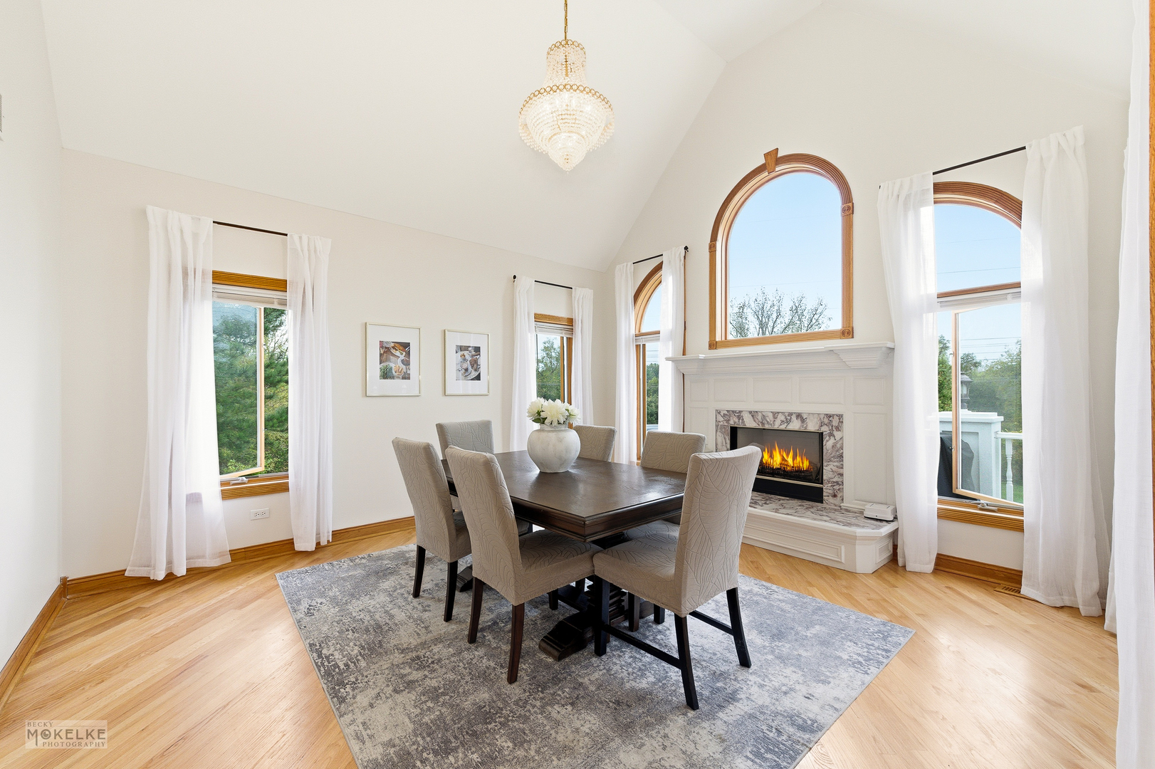 13220 Fox Lane, Lemont, IL 60439