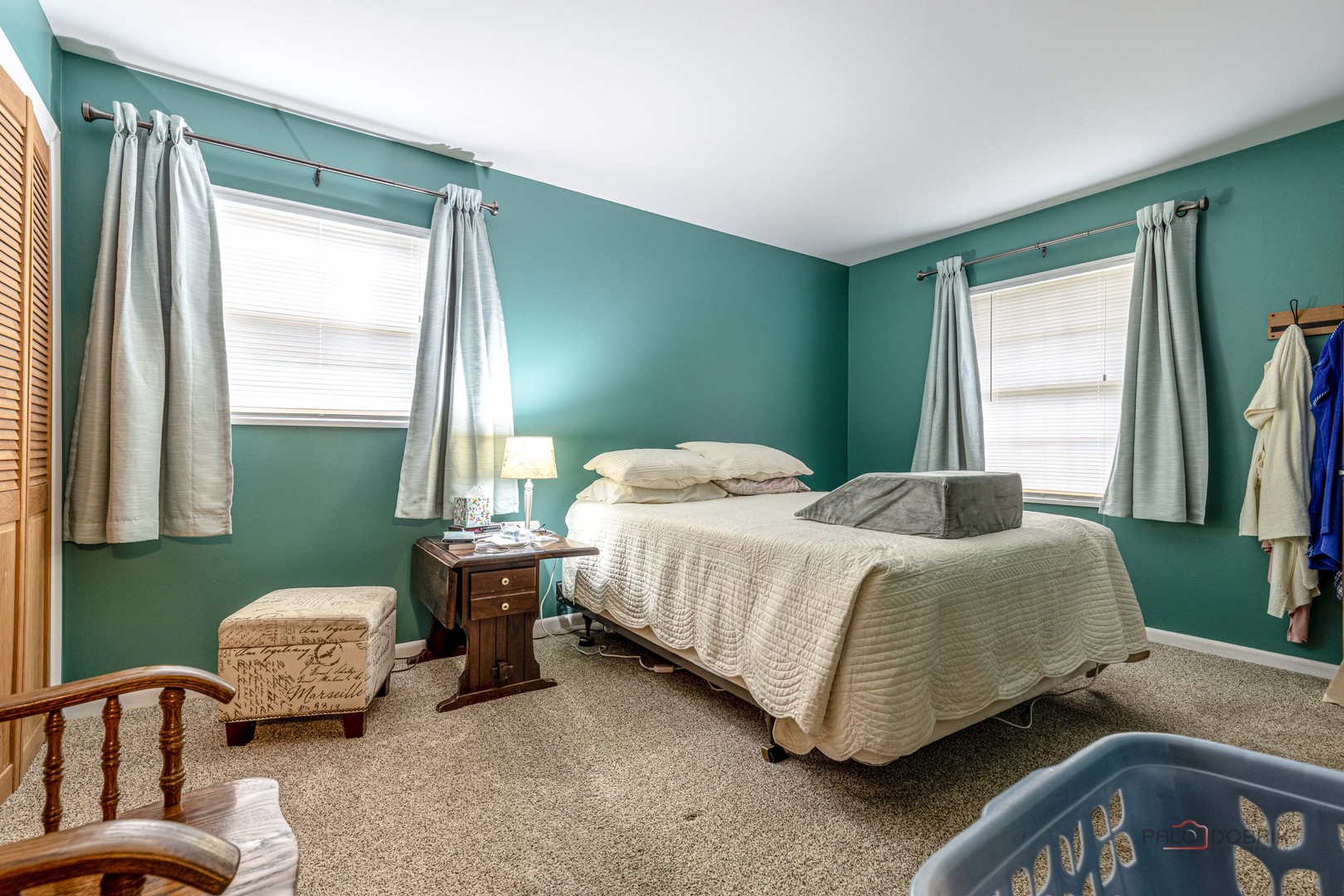 231 Fern Drive, Elk Grove Village, IL 60007