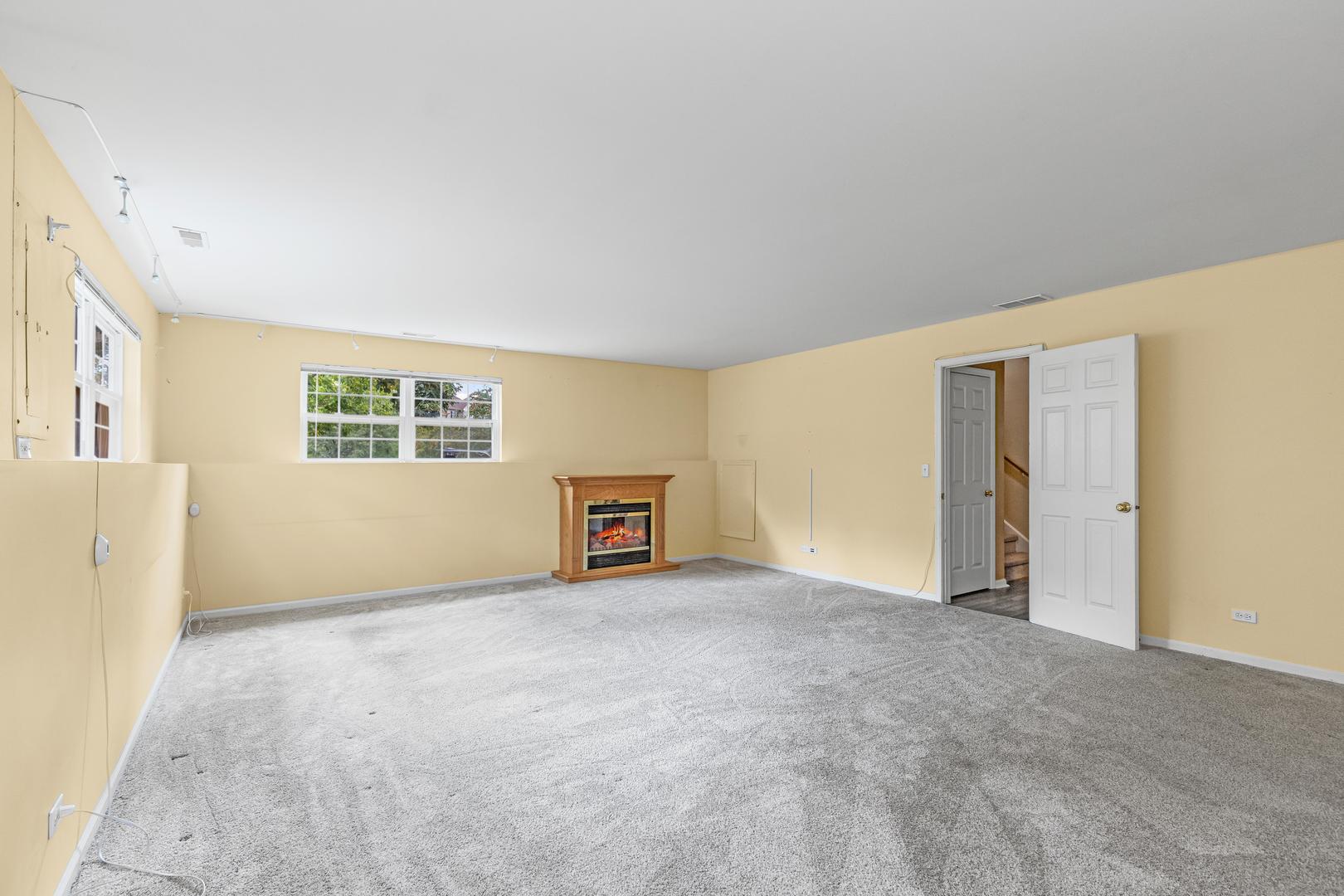 1047 Chadwick Drive #0, Grayslake, IL 60030