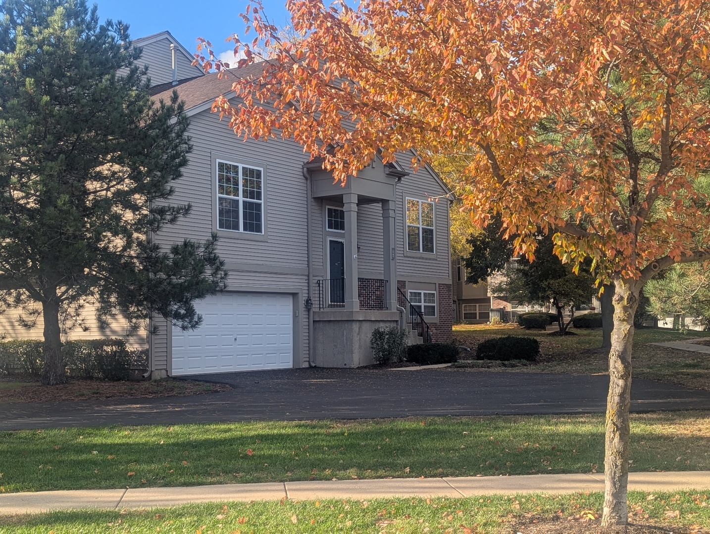 1047 Chadwick Drive #0, Grayslake, IL 60030