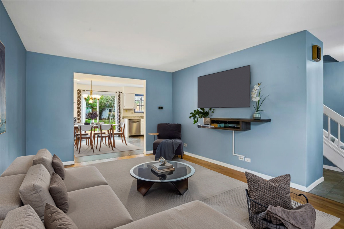 27W229 Providence Lane, Winfield, IL 60190