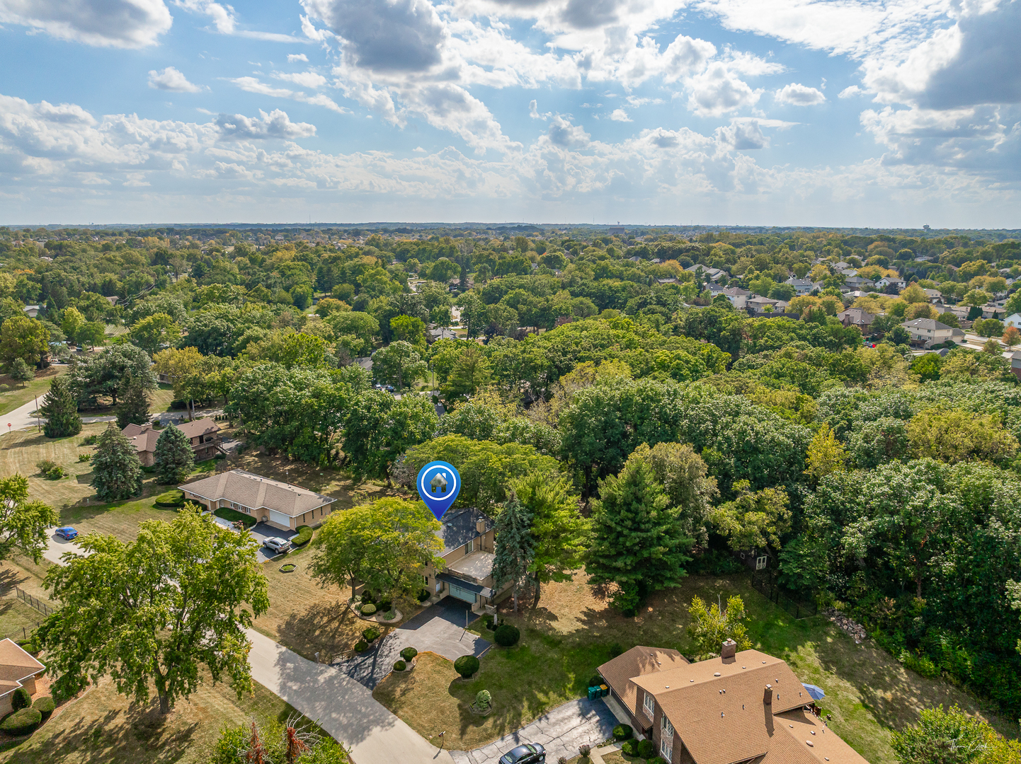 11716 Center Drive, Lemont, IL 60439