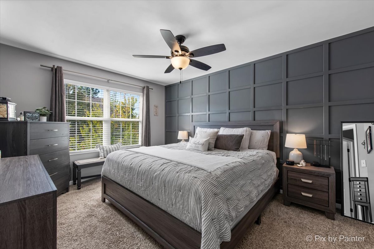 295 Springbrook Trail, Oswego, IL 60543