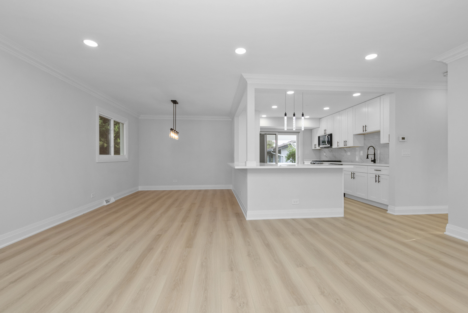 5927 Sherman Drive, Woodridge, IL 60517