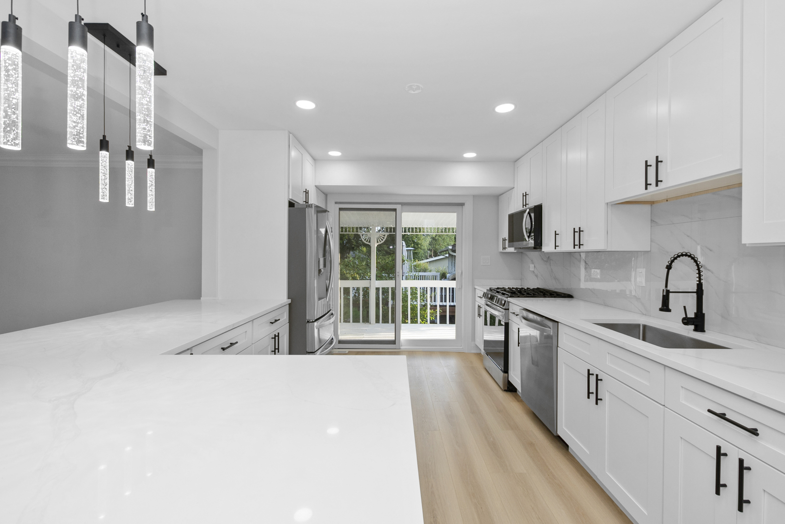 5927 Sherman Drive, Woodridge, IL 60517