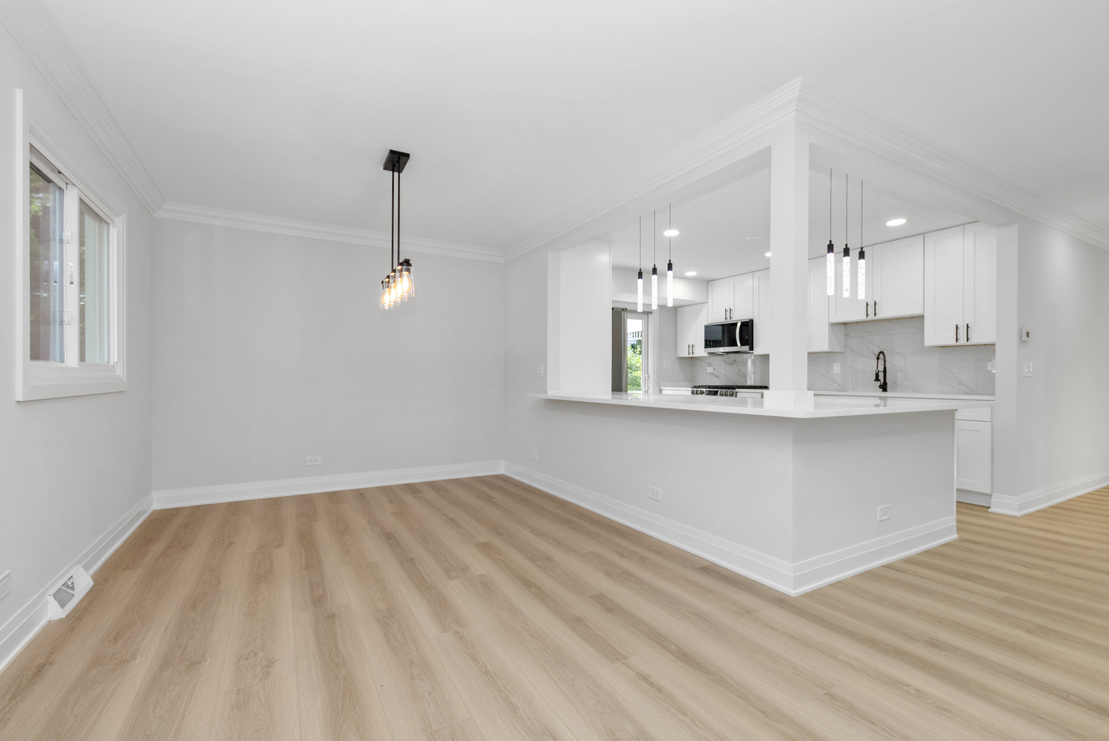 5927 Sherman Drive, Woodridge, IL 60517