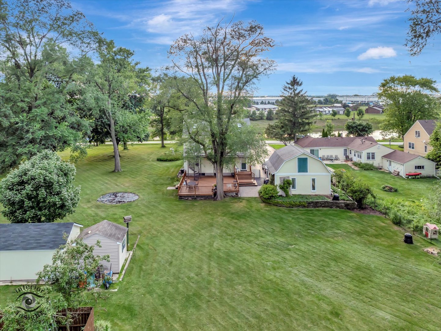 4S069 Barclay Road, Naperville, IL 60563