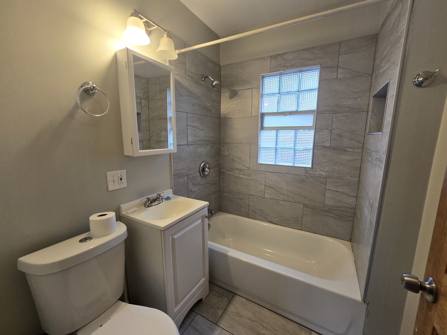509 N Butrick Street, Waukegan, IL 60085