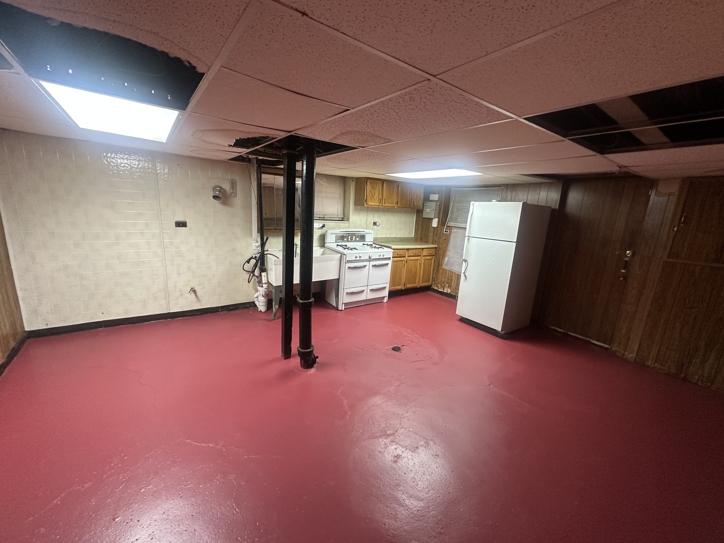 8004 S May Street, Chicago, IL 60620