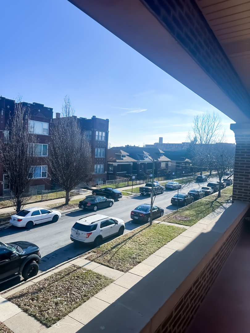 8004 S May Street, Chicago, IL 60620