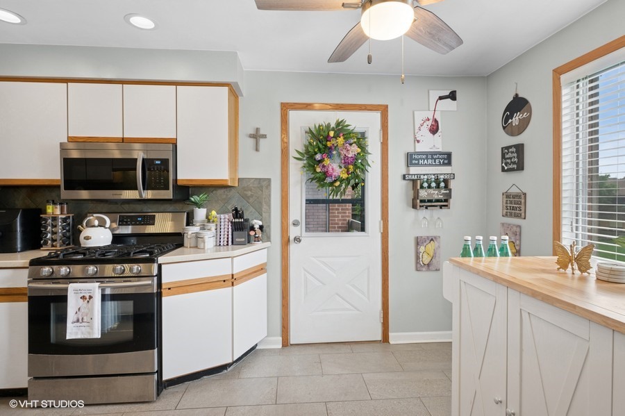 48 Parliament Drive #132, Palos Heights, IL 60463