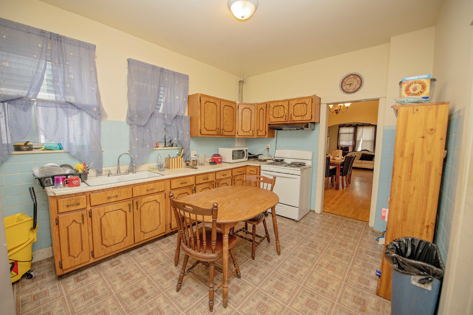 132 N 22nd Avenue, Melrose Park, IL 60160
