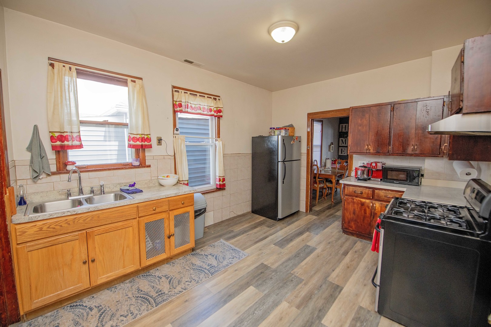 132 N 22nd Avenue, Melrose Park, IL 60160