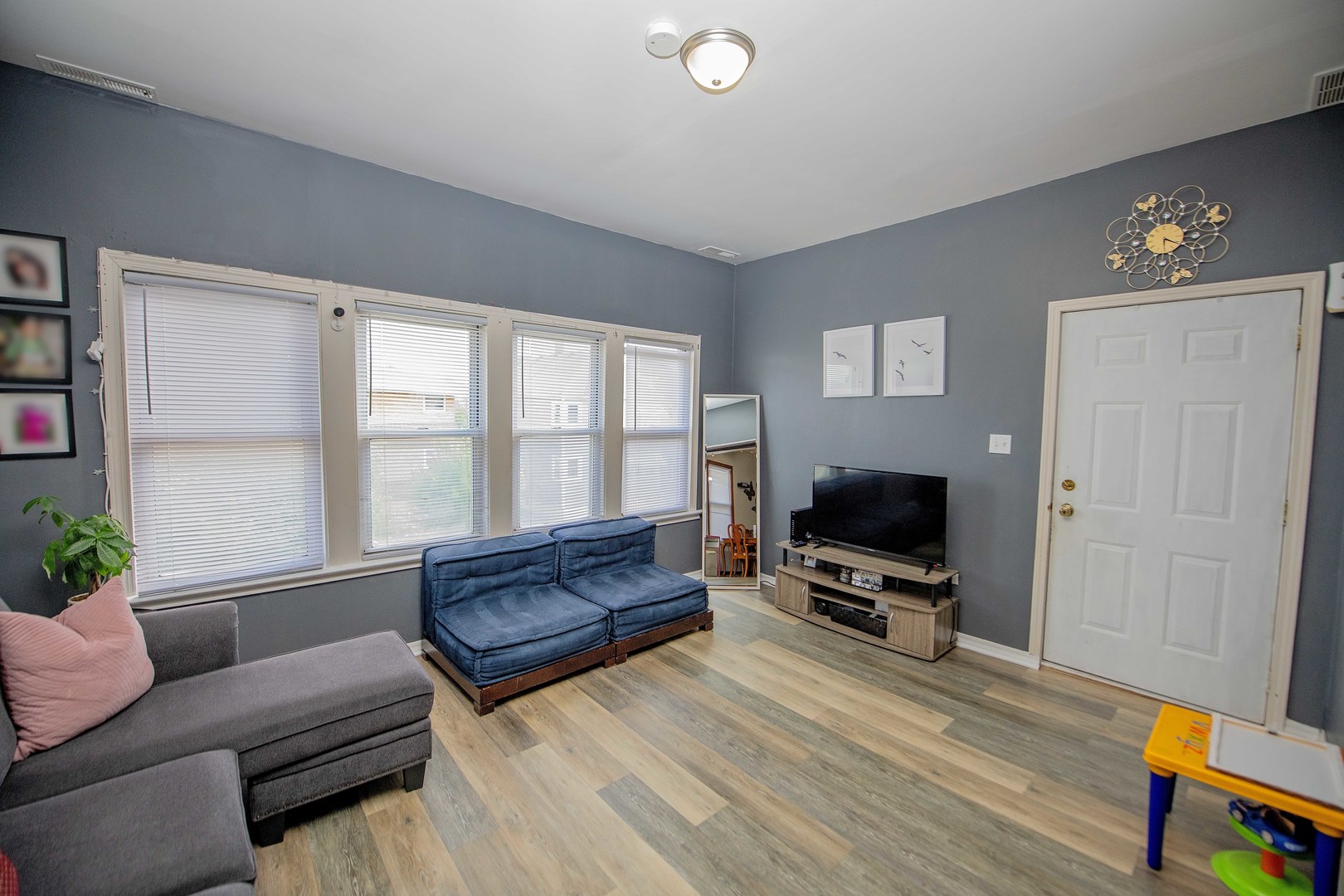132 N 22nd Avenue, Melrose Park, IL 60160