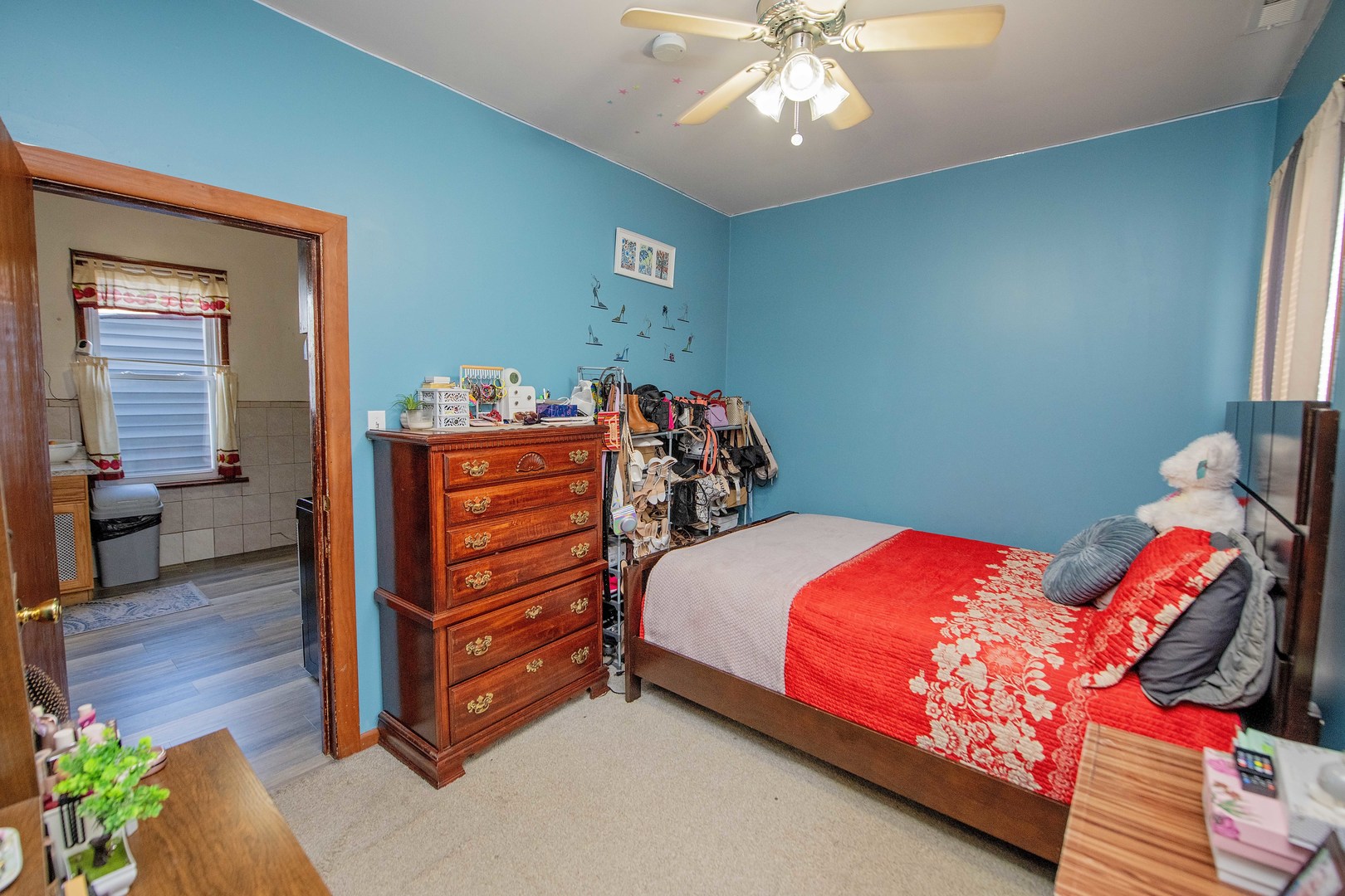 132 N 22nd Avenue, Melrose Park, IL 60160