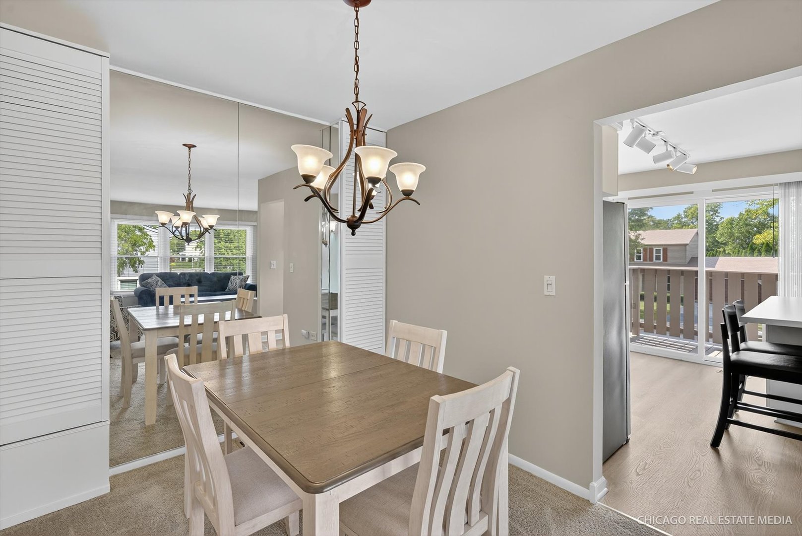 205 Nantucket Harbor #205, Schaumburg, IL 60193