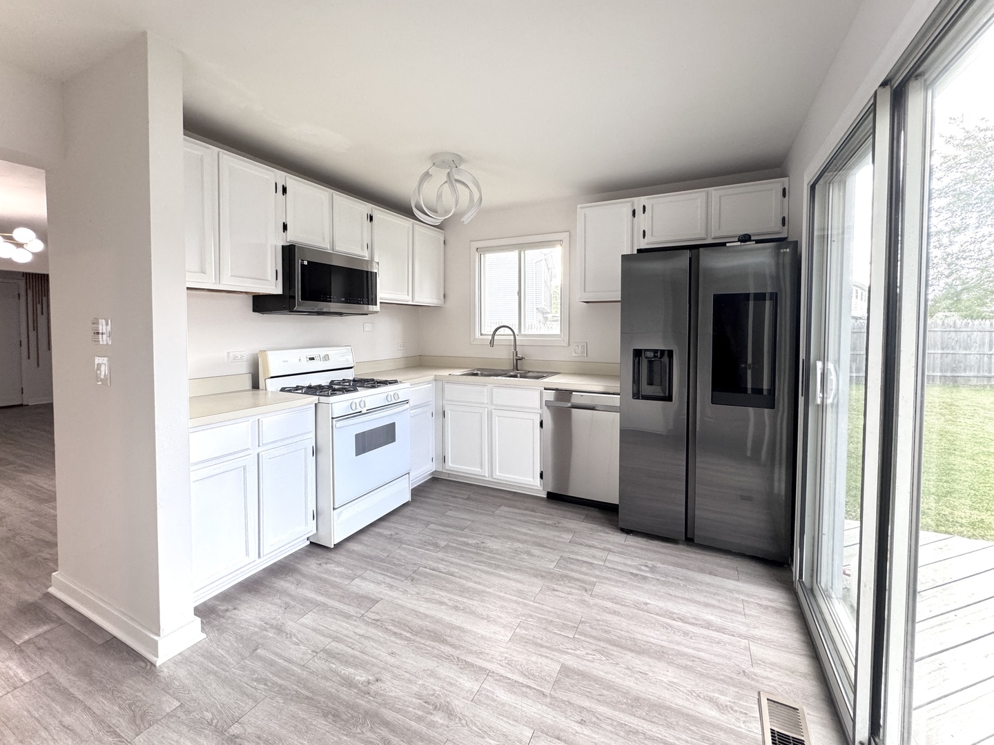 2970 Dorothy Drive, Aurora, IL 60504