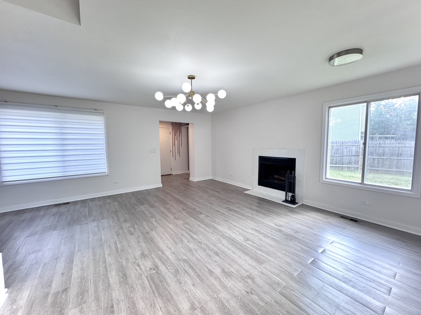 2970 Dorothy Drive, Aurora, IL 60504