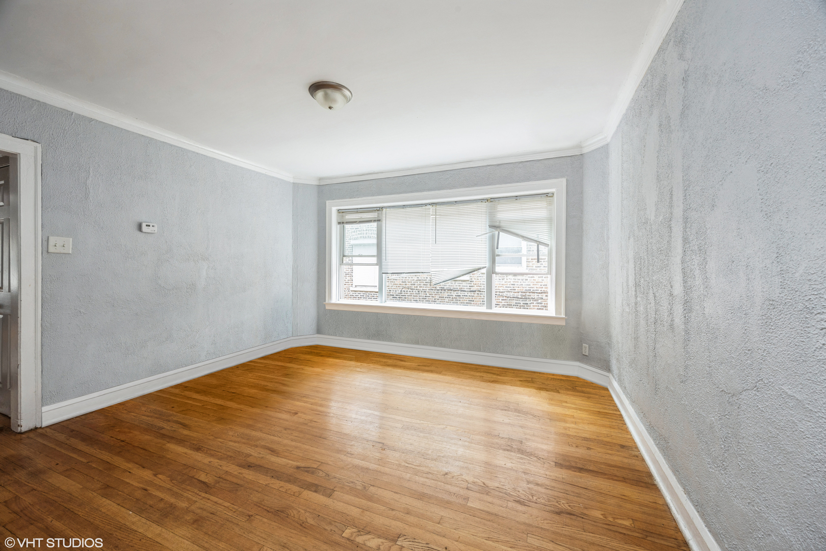 7352 S Langley Avenue, Chicago, IL 60619