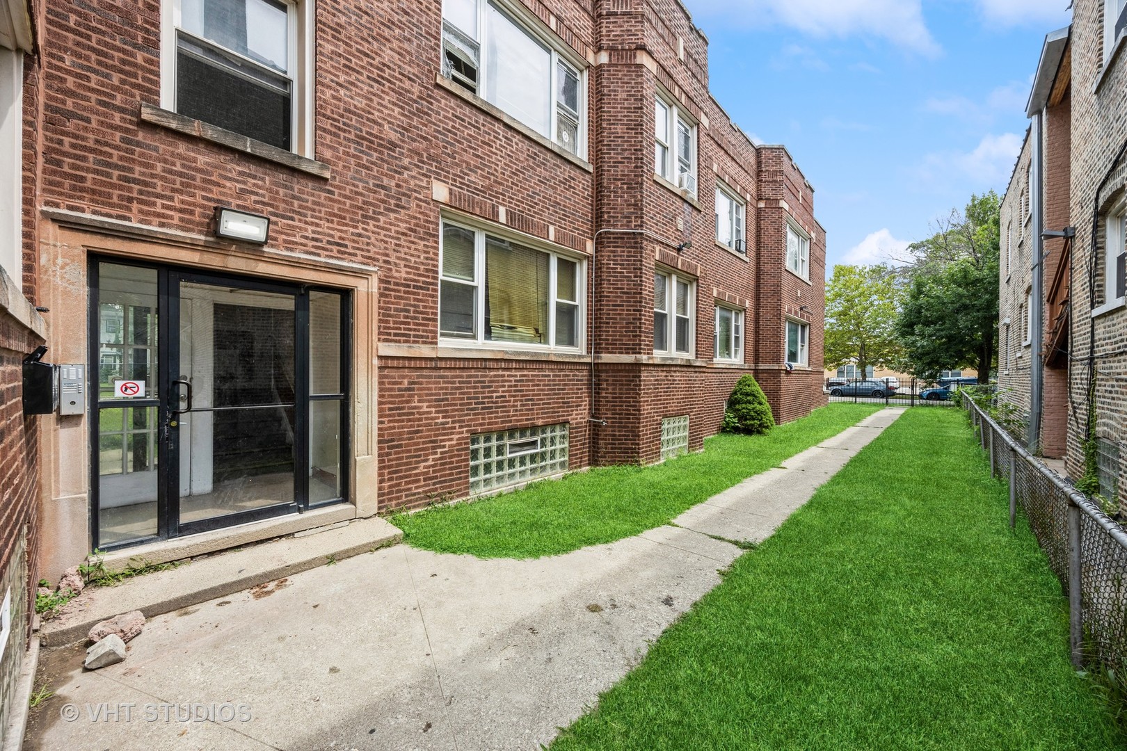 7352 S Langley Avenue, Chicago, IL 60619