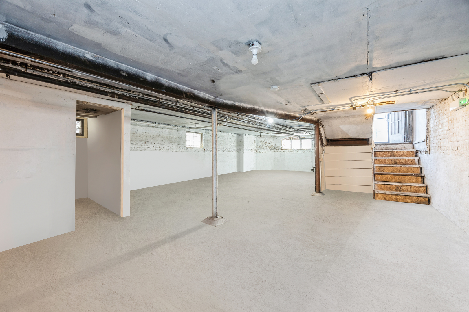 7352 S Langley Avenue, Chicago, IL 60619