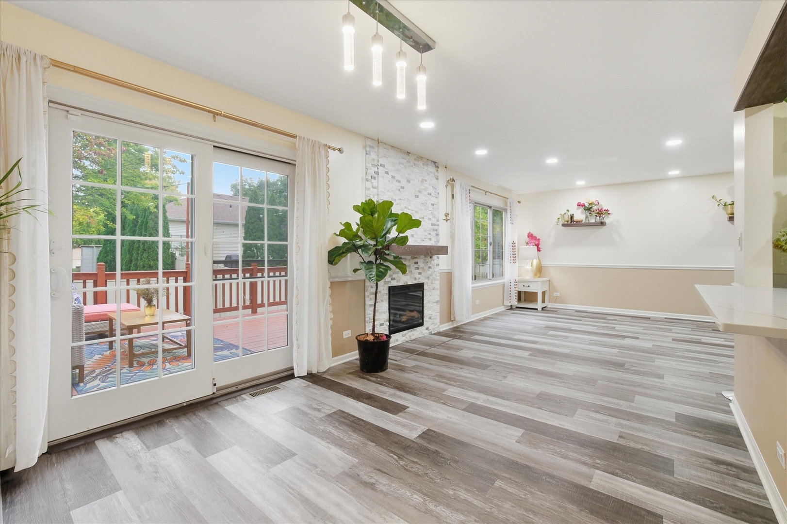 2015 Yellow Daisy Court, Naperville, IL 60563