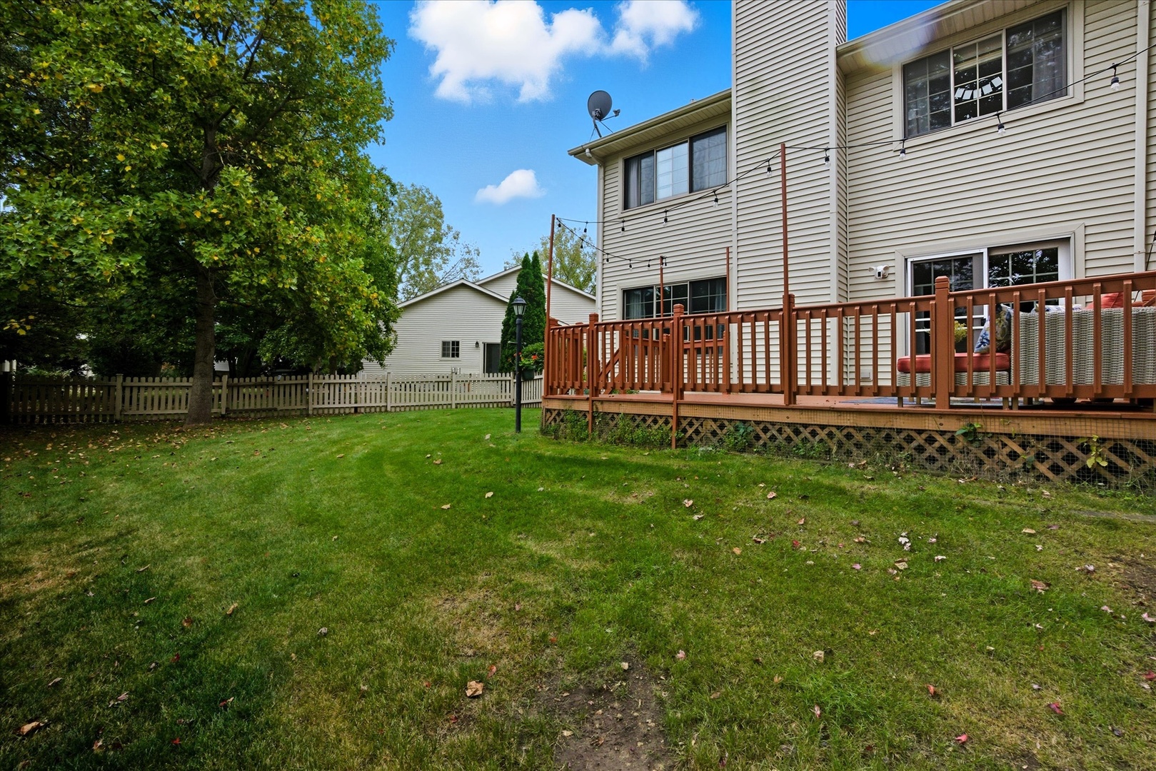 2015 Yellow Daisy Court, Naperville, IL 60563