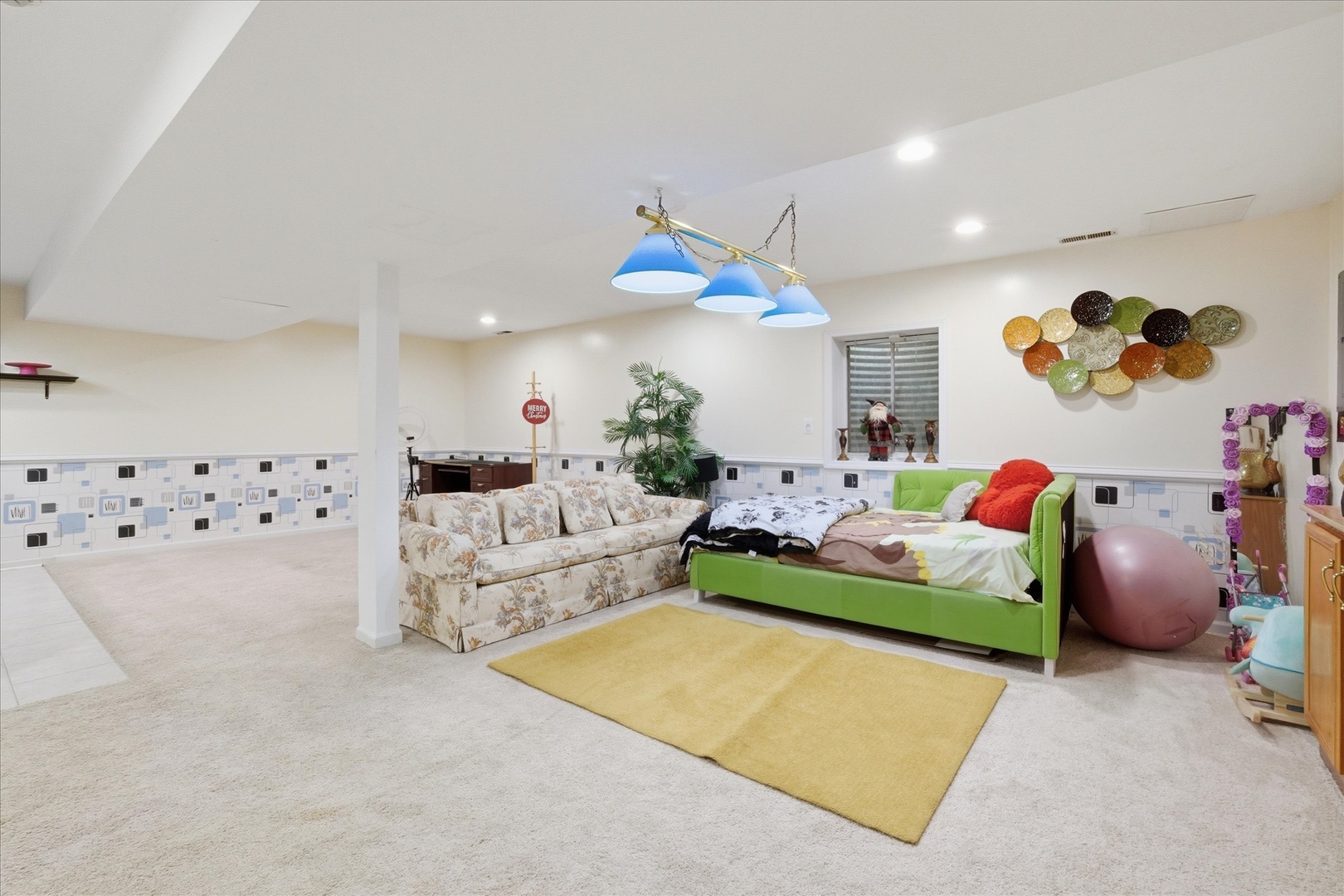 2015 Yellow Daisy Court, Naperville, IL 60563