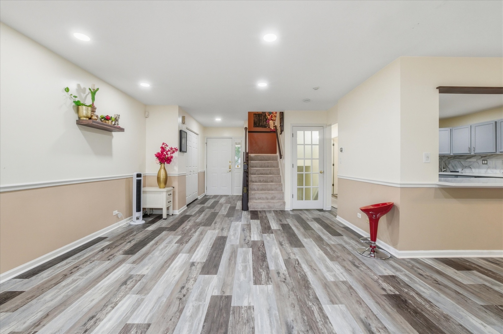 2015 Yellow Daisy Court, Naperville, IL 60563