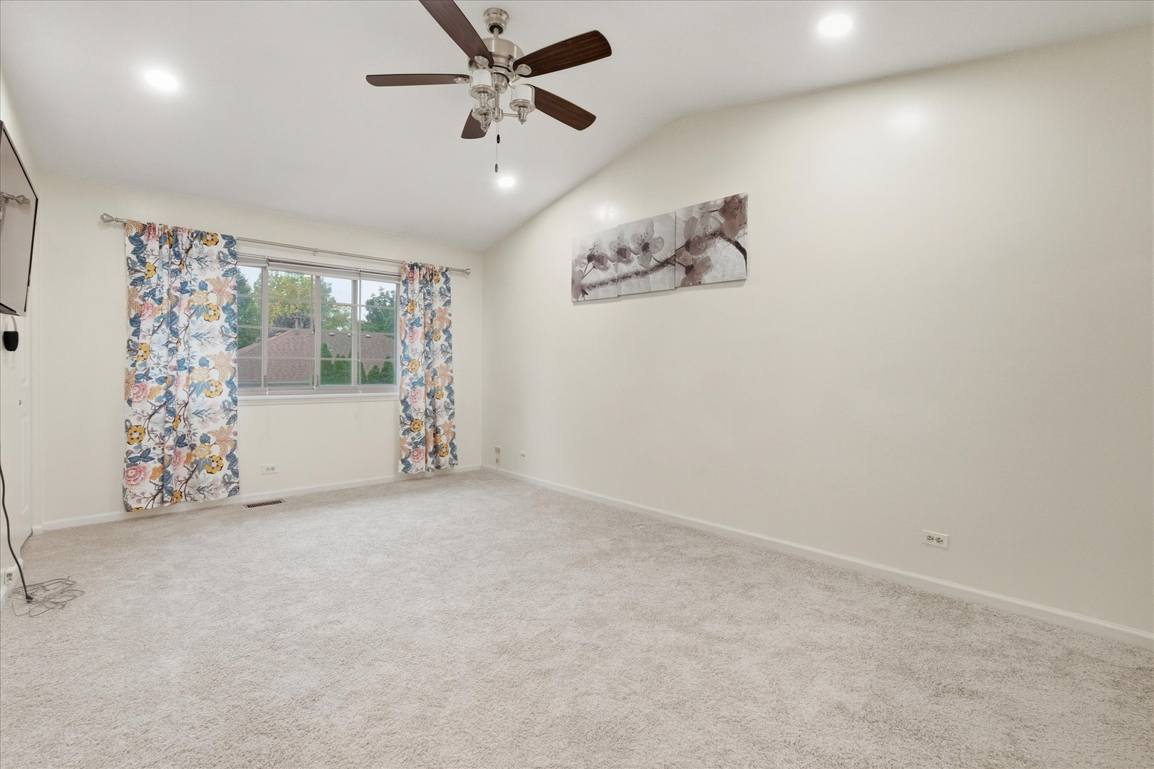 2015 Yellow Daisy Court, Naperville, IL 60563