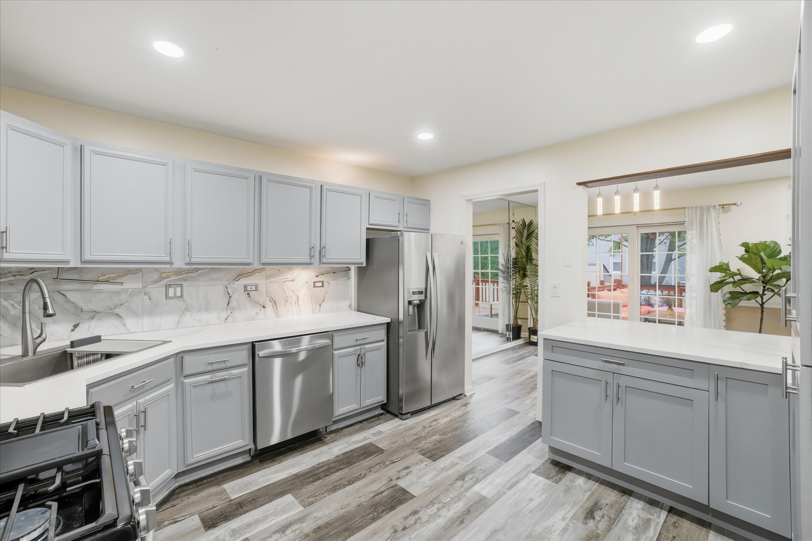 2015 Yellow Daisy Court, Naperville, IL 60563