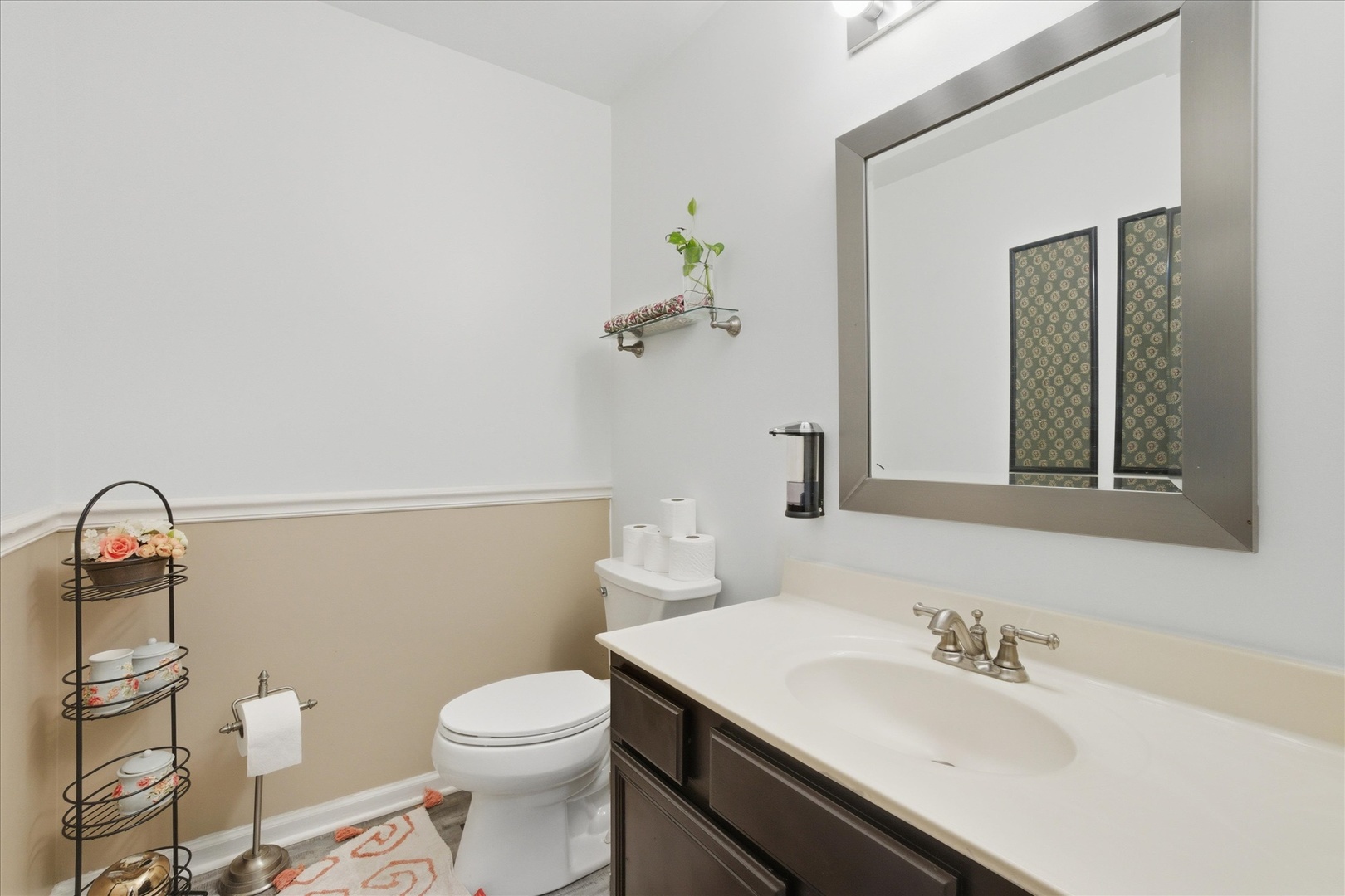 2015 Yellow Daisy Court, Naperville, IL 60563