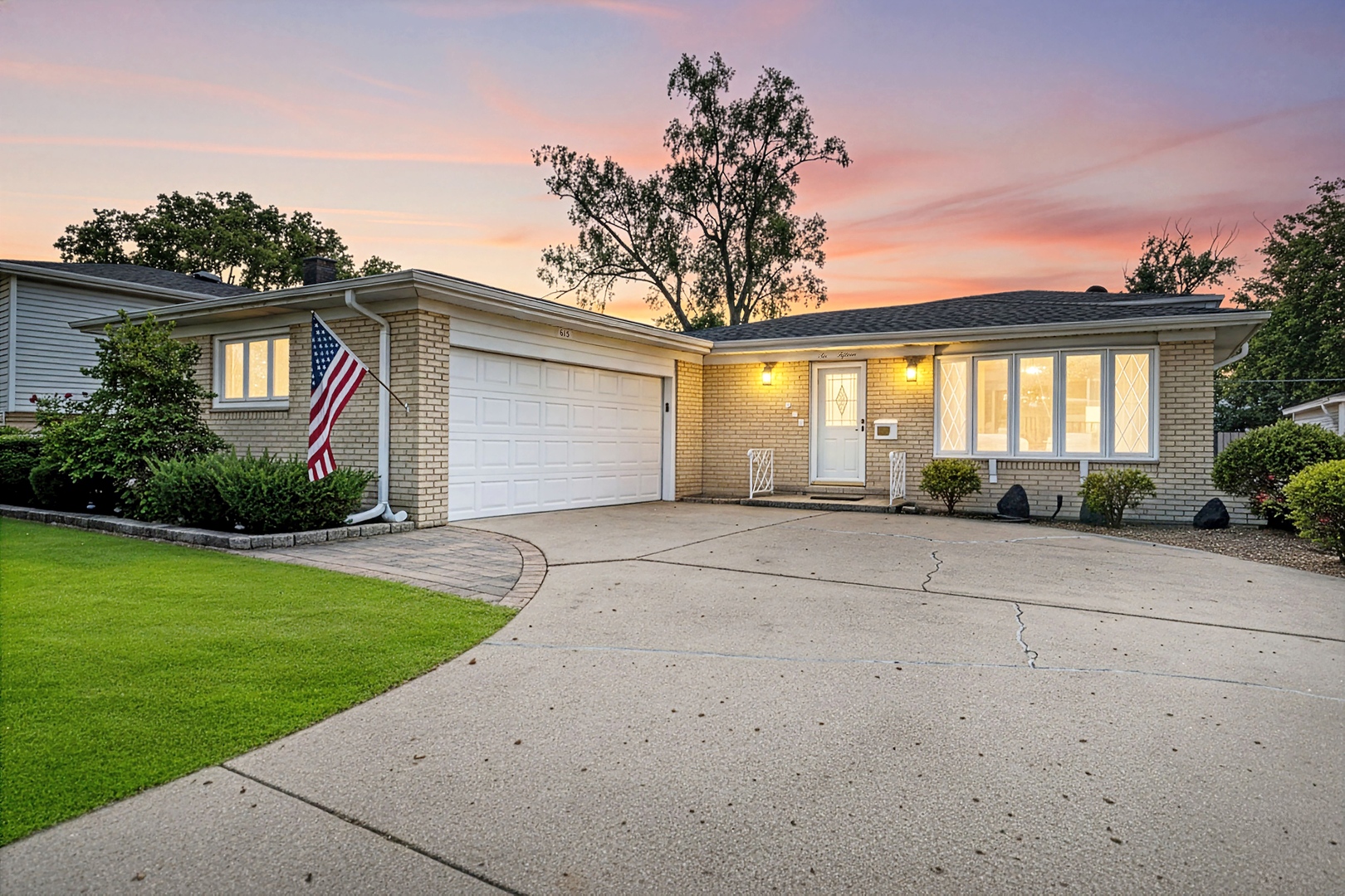 615 CORDIAL Drive, Des Plaines, IL 60018