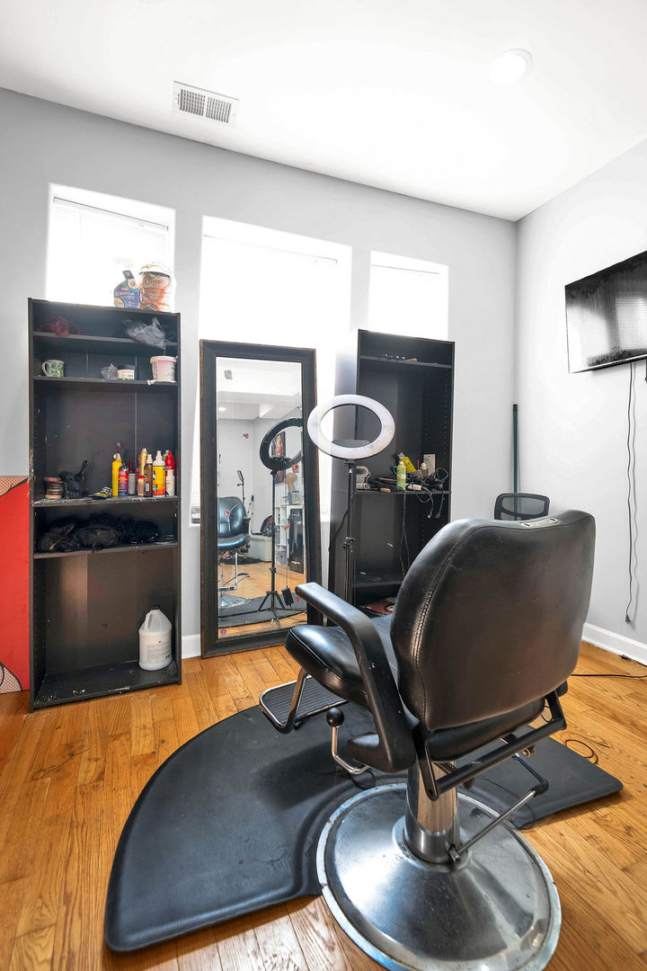 5431 W 25th Street, Cicero, IL 60804