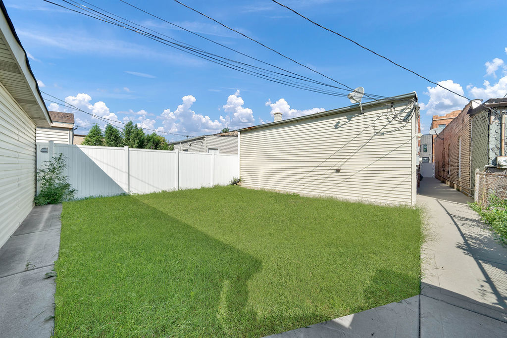 5431 W 25th Street, Cicero, IL 60804