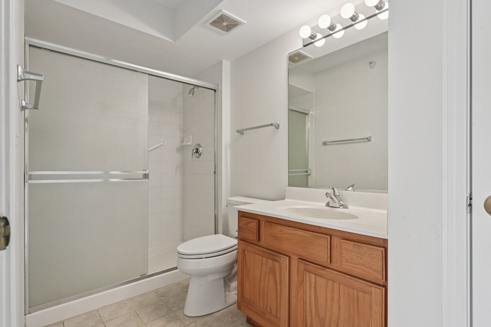 435 William Street #205, River Forest, IL 60305