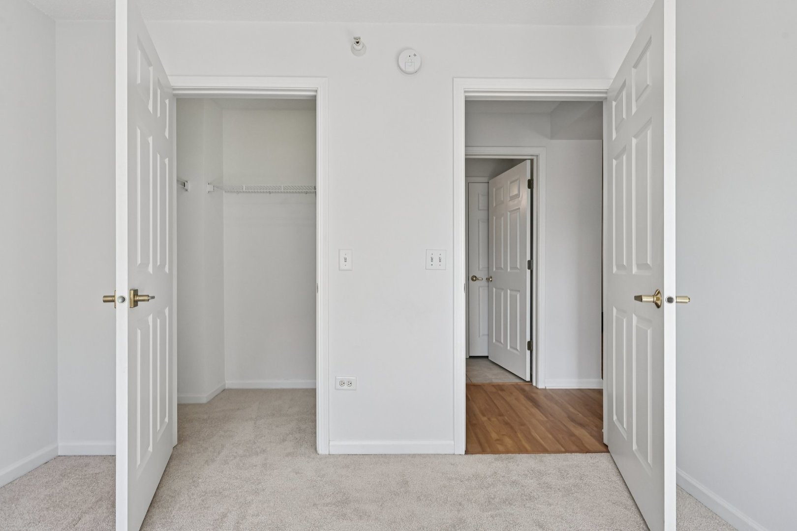 435 William Street #205, River Forest, IL 60305