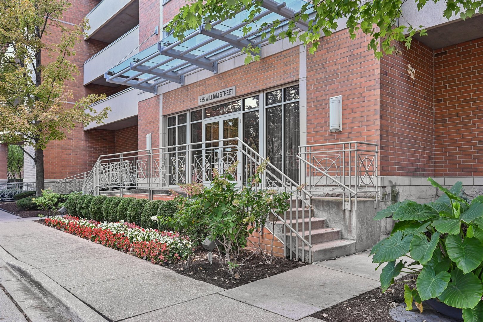 435 William Street #205, River Forest, IL 60305