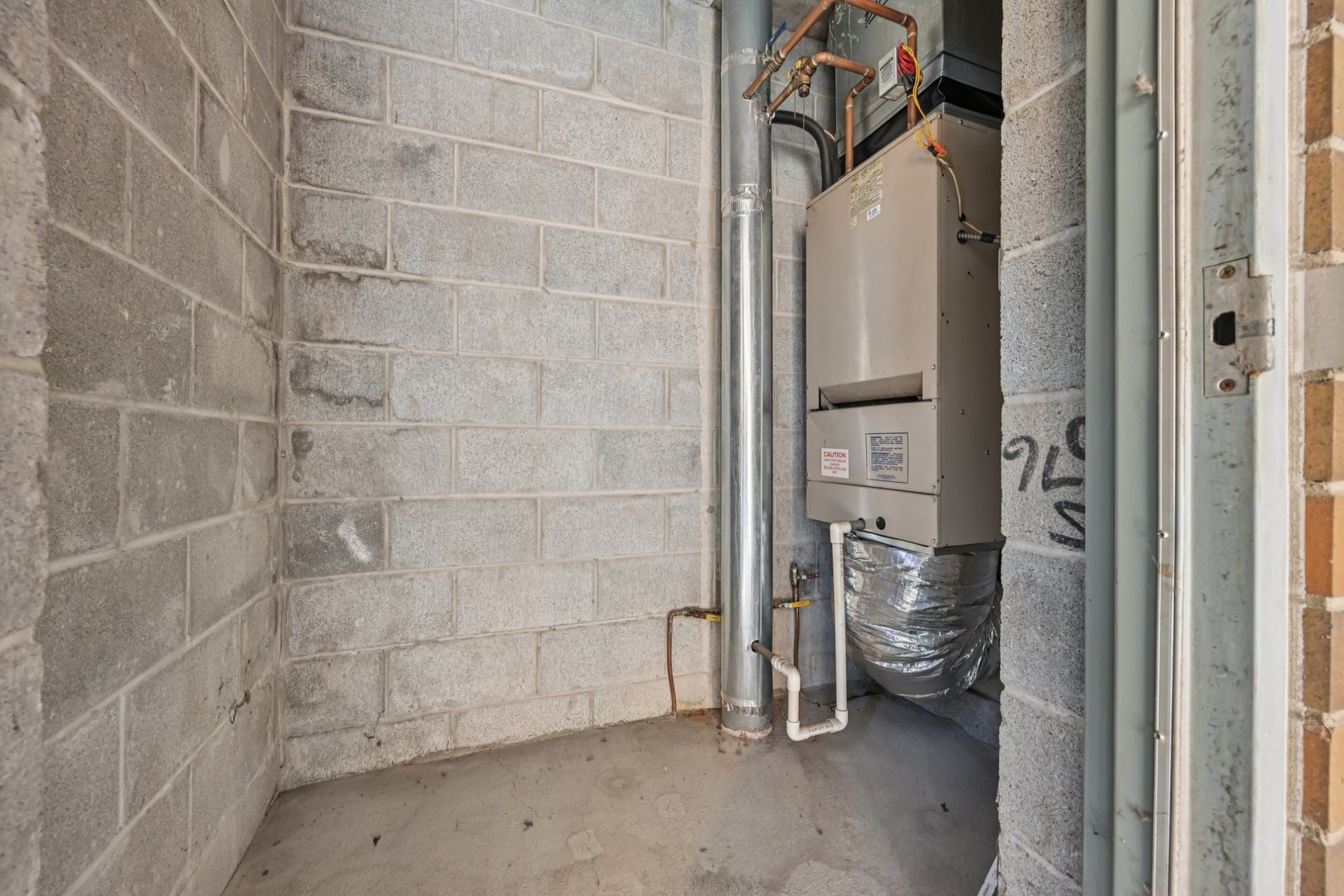 435 William Street #205, River Forest, IL 60305