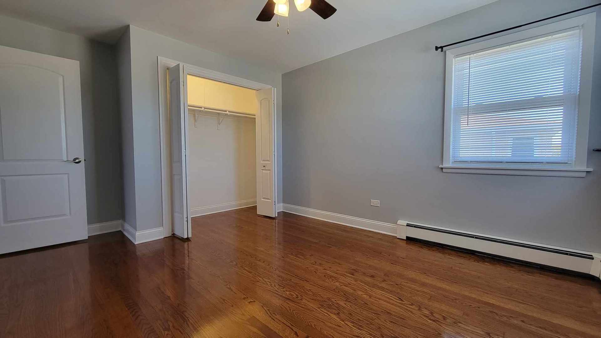 7649 W Irving Park Road, Chicago, IL 60634