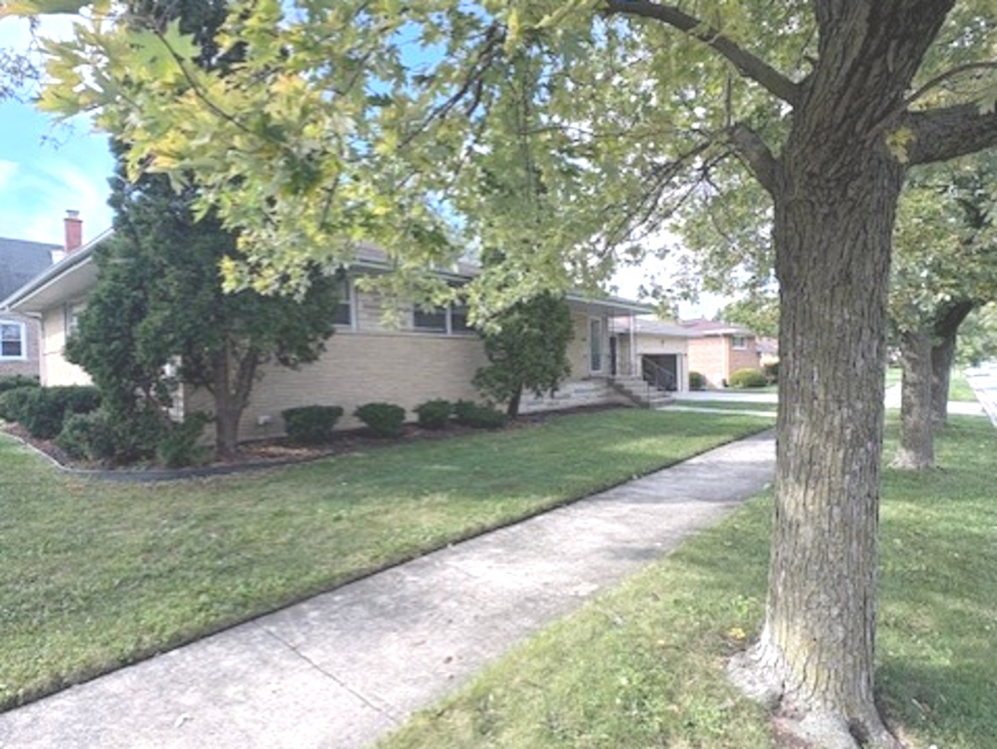 16560 Greenwood Avenue, South Holland, IL 60473