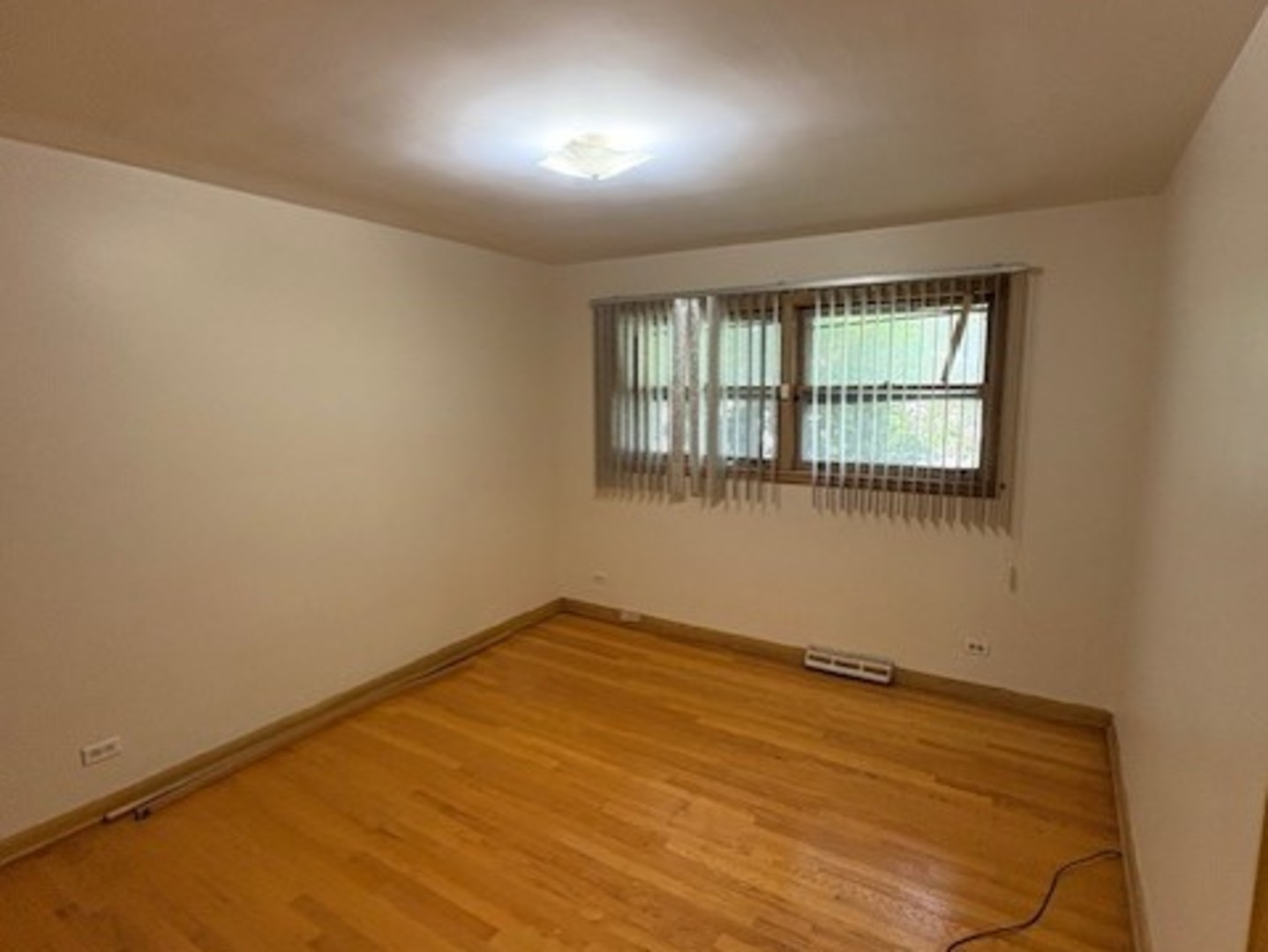 16560 Greenwood Avenue, South Holland, IL 60473